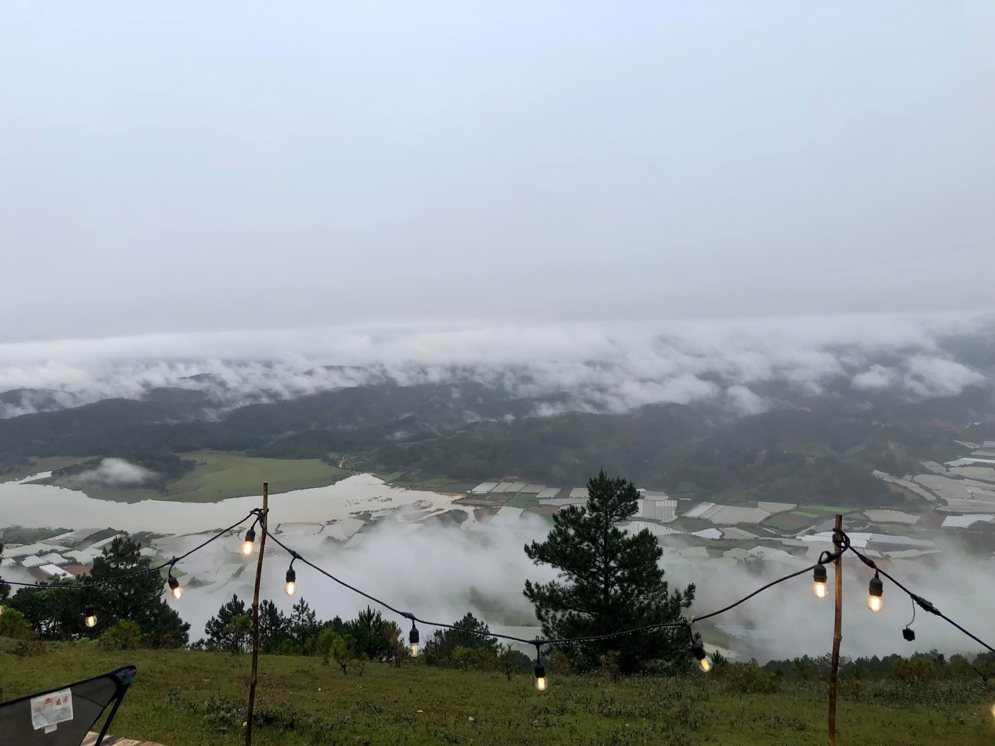 Tour du lịch cắm trại đỉnh Langbiang