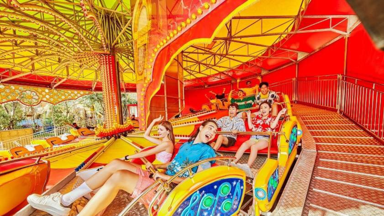 Bật mí 3 địa điểm vui chơi TP.HCM tẹt ga cùng hội bạn thân 6 3 địa điểm vui chơi TP.HCM - Khu du lịch Đầm Sen