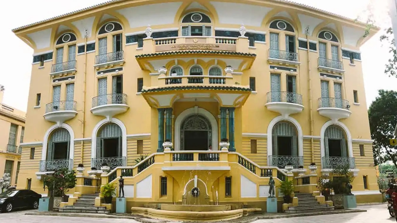 Tham quan 5 bảo tàng TP.HCM - Tái hiện lịch sử một cách chân thật 4 Tham quan bảo tàng TP.HCM - Bảo tàng Mỹ thuật TP.HCM