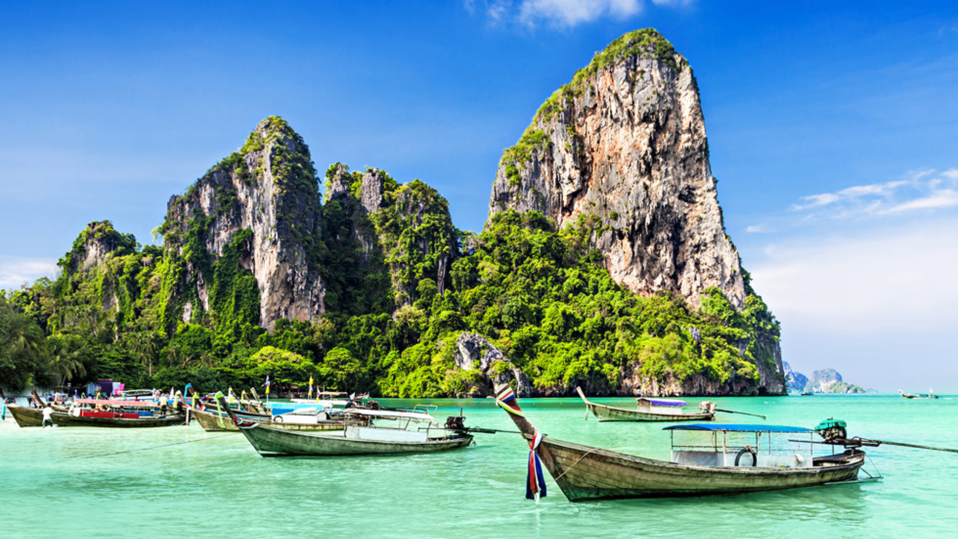 Top 10 địa điểm du lịch Thái Lan nhất định phải đi trong đời 3 Đảo Phuket - Địa điểm du lịch Thái Lan thường được nhắc đến trên phim truyền hình