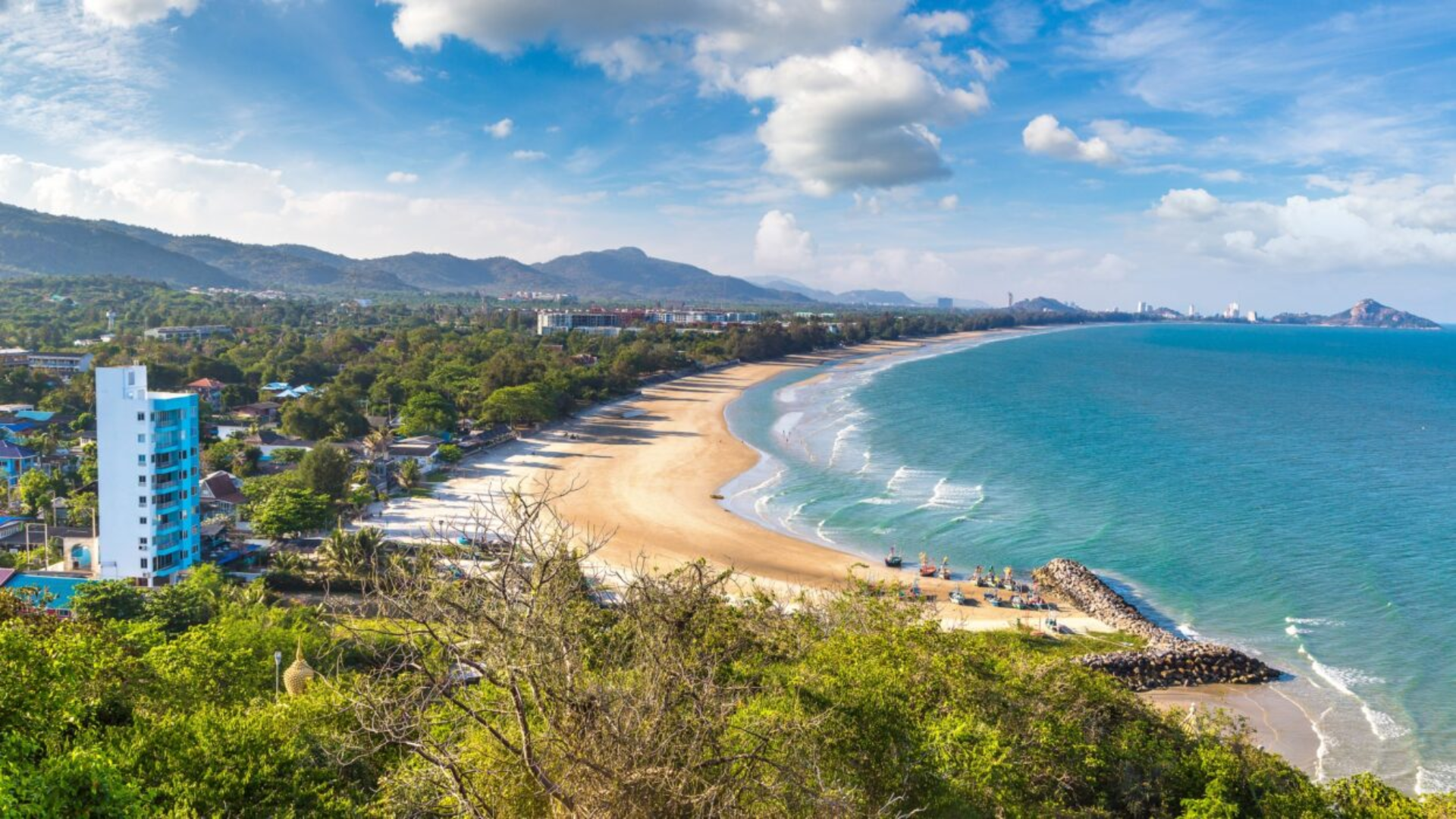 Top 10 địa điểm du lịch Thái Lan nhất định phải đi trong đời 9 Hua Hin - địa điểm du lịch Thái Lan thơ mộng và đầy tính nghệ thuật