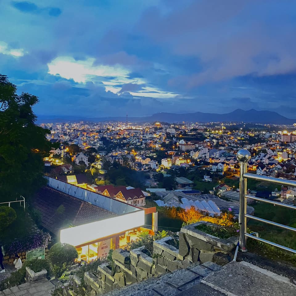 Top 20 Tourist Attractions in Da Lat 2025 – The Most Detailed Guide, Da lat Travel 4 Da Lat Tourist Attraction: Robin Hill Pass